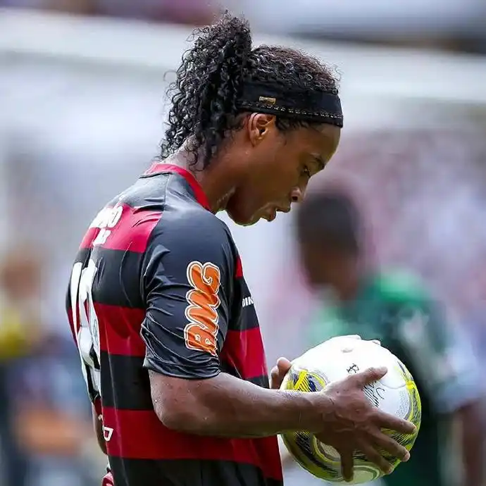 他不仅是 他不仅是